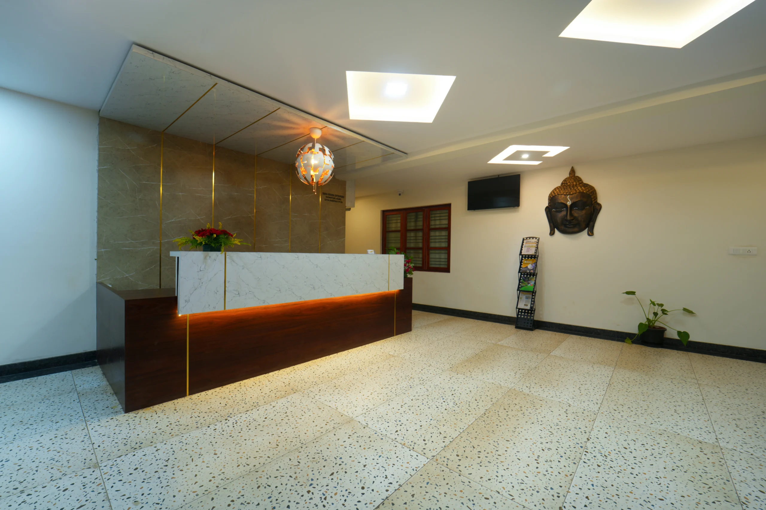 Reception desk